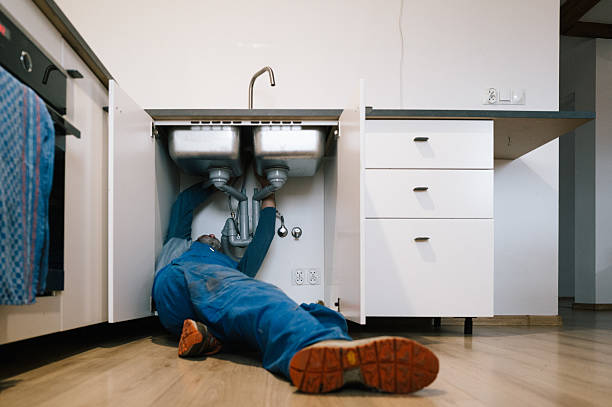 Professional Leak Detection technician working in Atlantic Highlands, NJ
